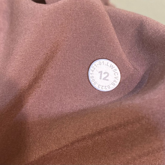 Lululemon Stretch High Rise Jogger in Dark Oxide Size 12 - Picture 7 of 7